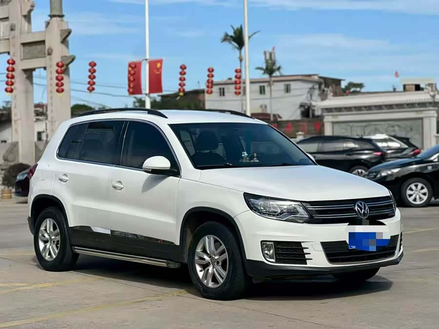Volkswagen Tiguan 2015 car image #4