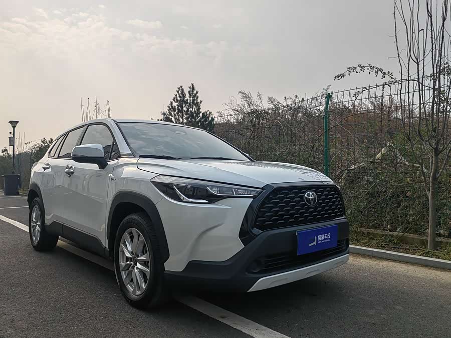 Toyota Corolla Cross 2025 car image #4