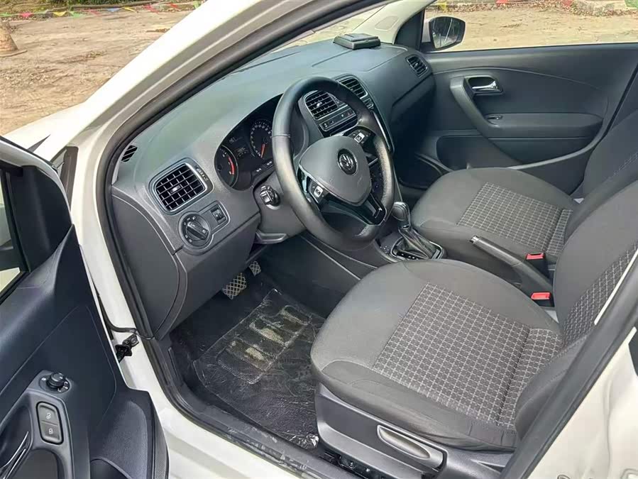 Volkswagen Polo 2018 #4 Volkswagen Polo 2018 car image #4