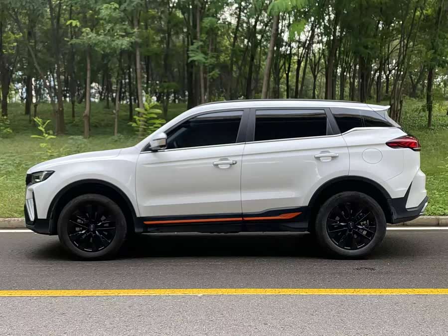 GEELY Boyue 2022 car image #4