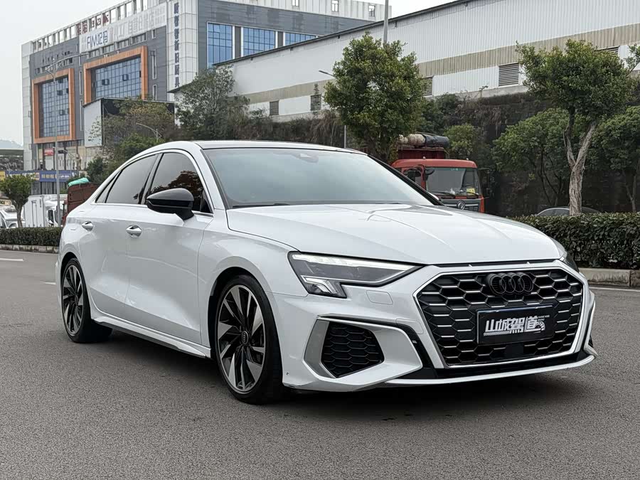 Audi A3 2023 car image #4