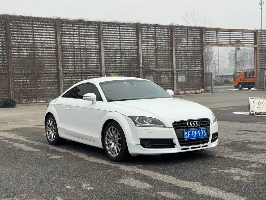 Audi TT 2008 image de voiture #4