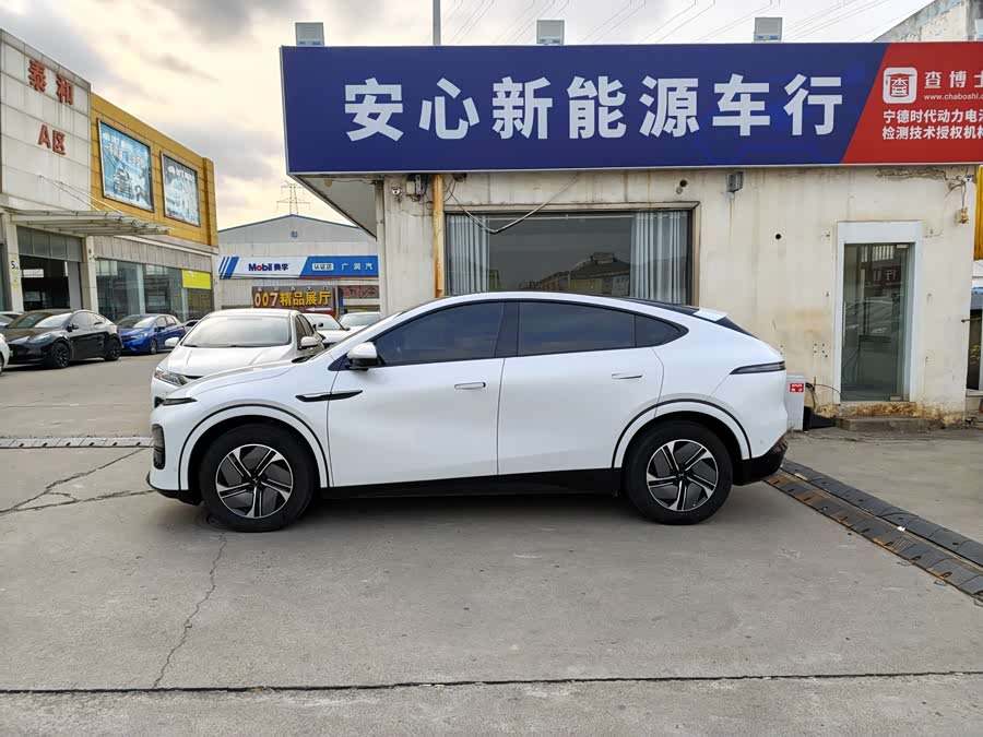 Xpeng G6 2024 صورة سيارة #4