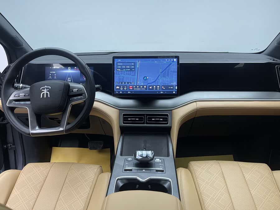 BYD SongL DM-i 2024 car image #4