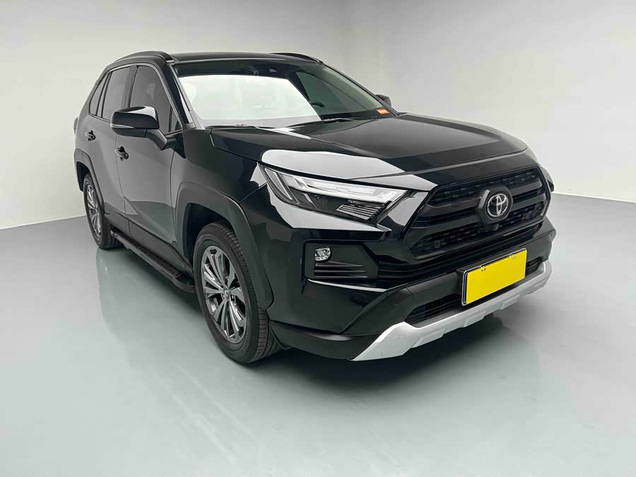 Toyota RAV4 2023 car image #4