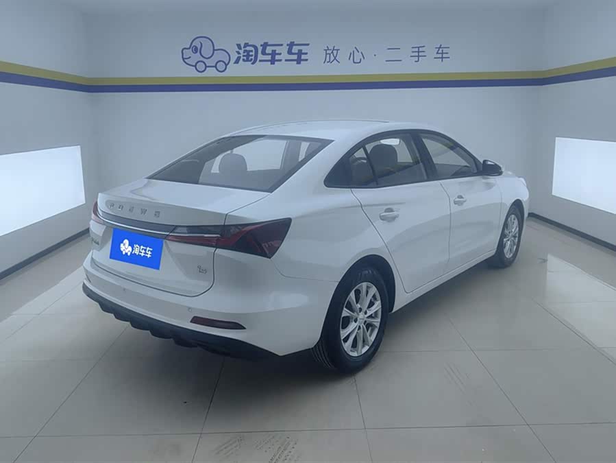 Roewe i5 2025 car image #4