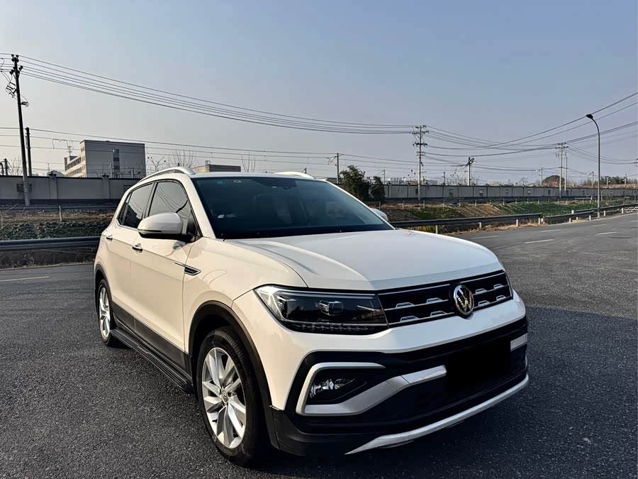 Volkswagen T-Cross 2019 #4 Volkswagen T-Cross 2019 car image #4