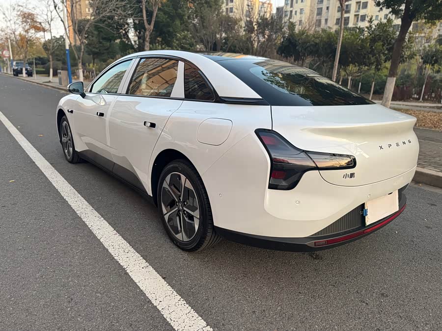 Xpeng MONA M03 2025 صورة سيارة #4