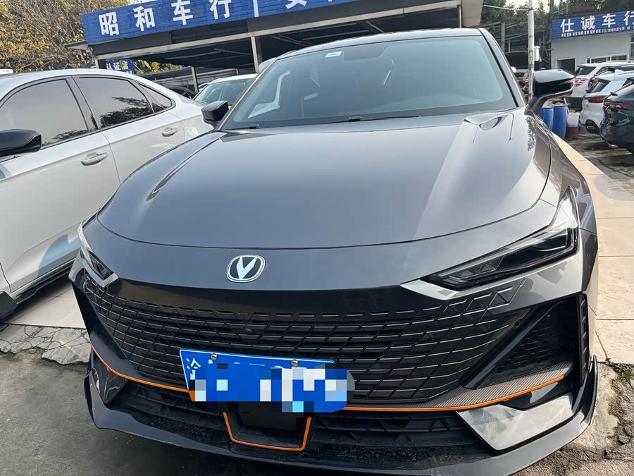 Changan UNI-V 2022 car image #4