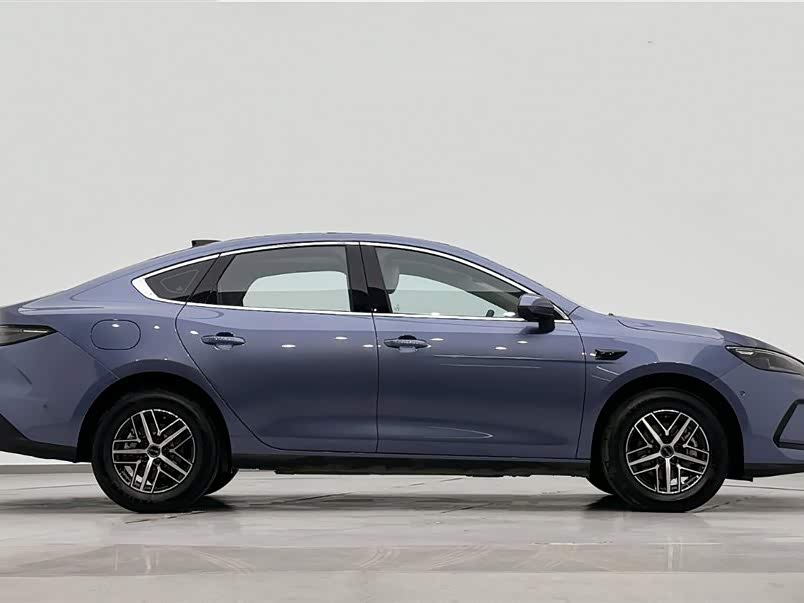 BYD Seal 05 DM-i 2025 car image #4