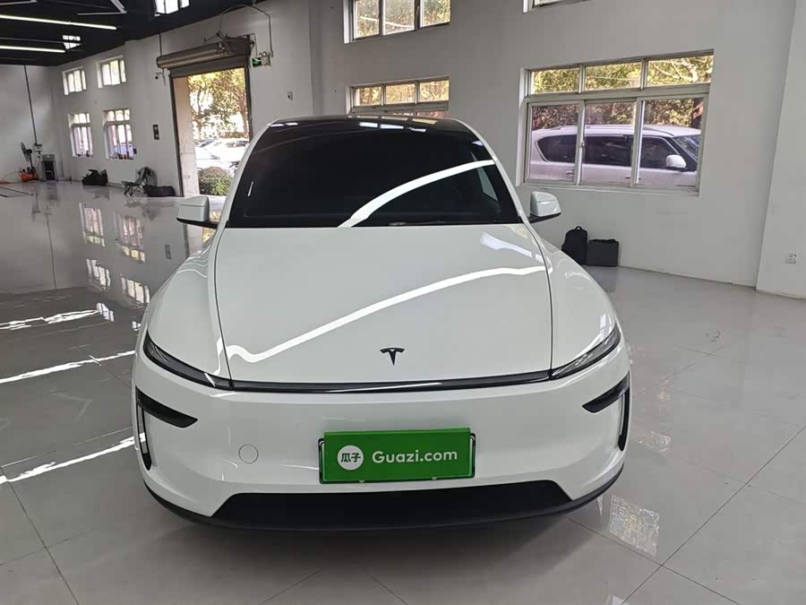 特斯拉 Model Y L 2025 汽车图片 #4