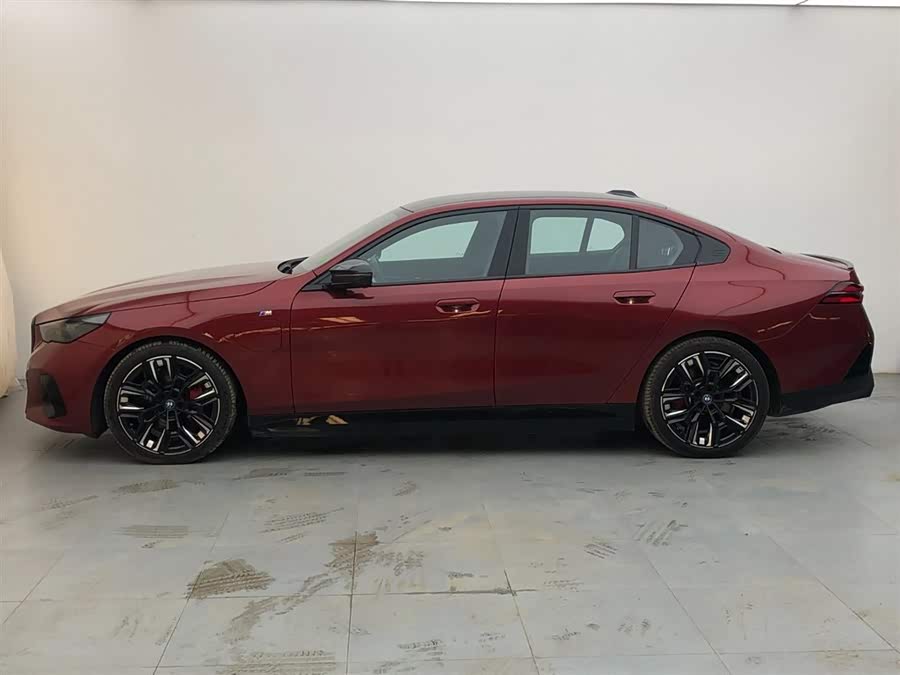 BMW i5 M60 2024 car image #4