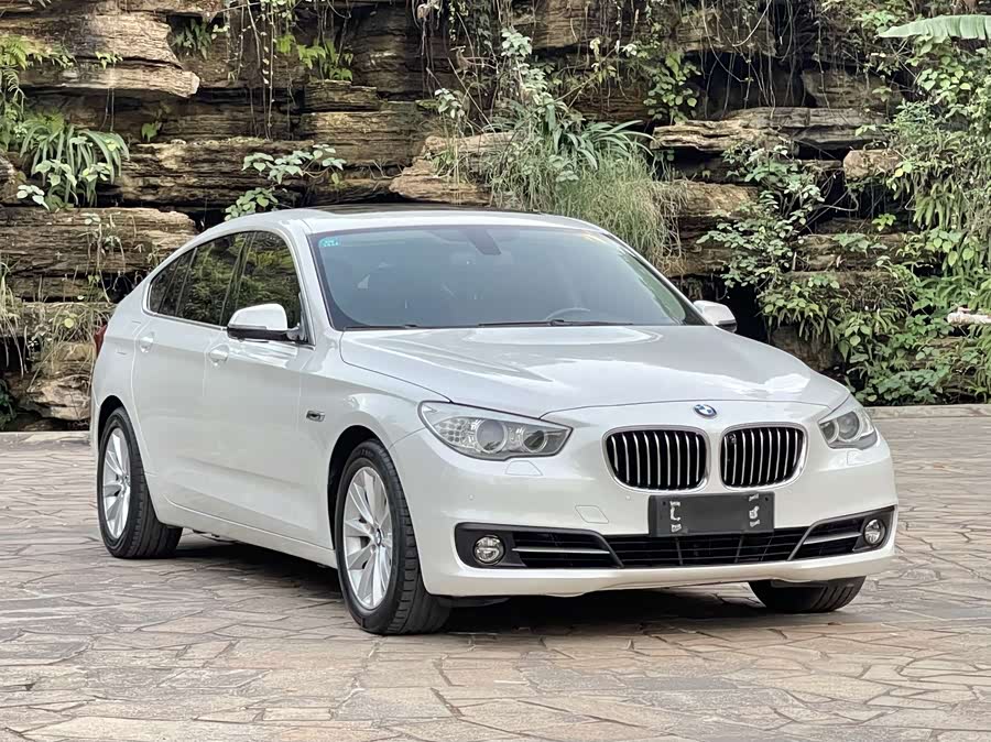 BMW 5 Series GT 2016 صورة سيارة #4