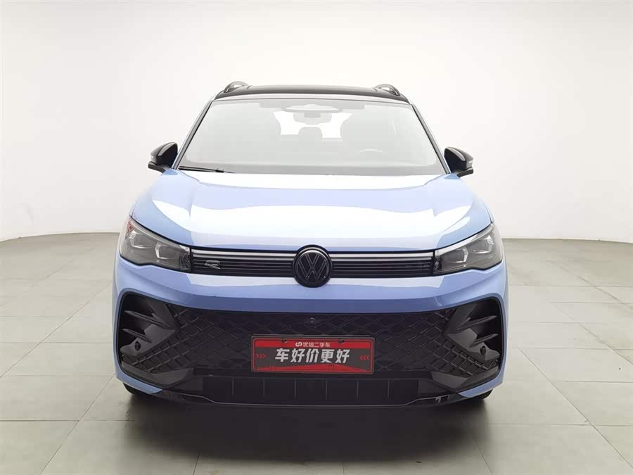 Volkswagen Tiguan L 2024 car image #4