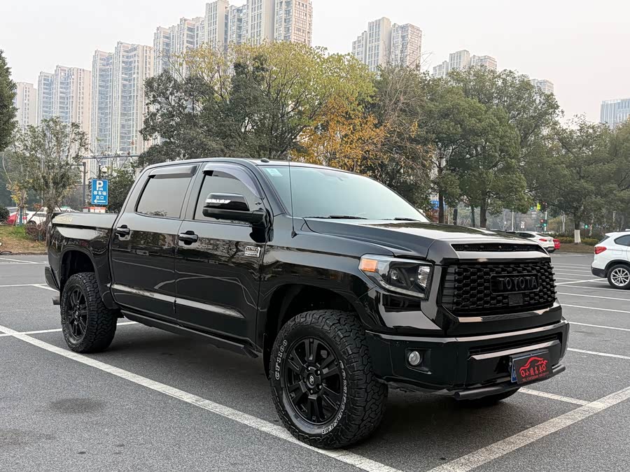 Toyota Tundra 2015 immagine di auto #4