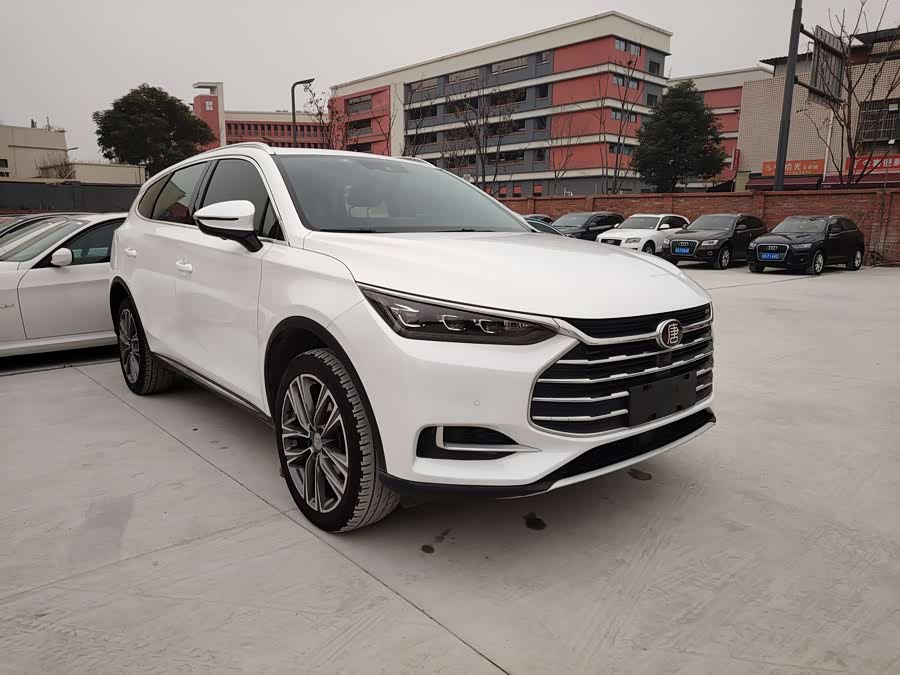 BYD Tang 2019 #4 BYD Tang 2019 car image #4