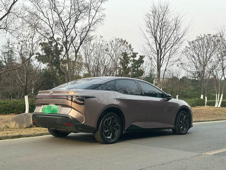 Toyota bZ3 2023 #4 Toyota bZ3 2023 immagine di auto #4