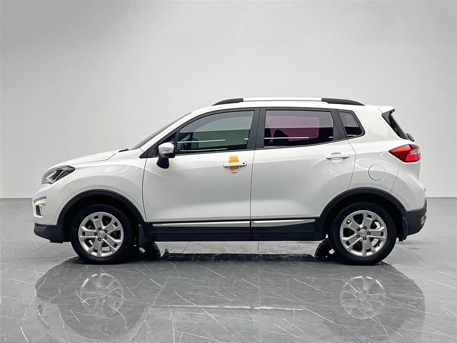 长安 长安CS15 2018 汽车图片 #4