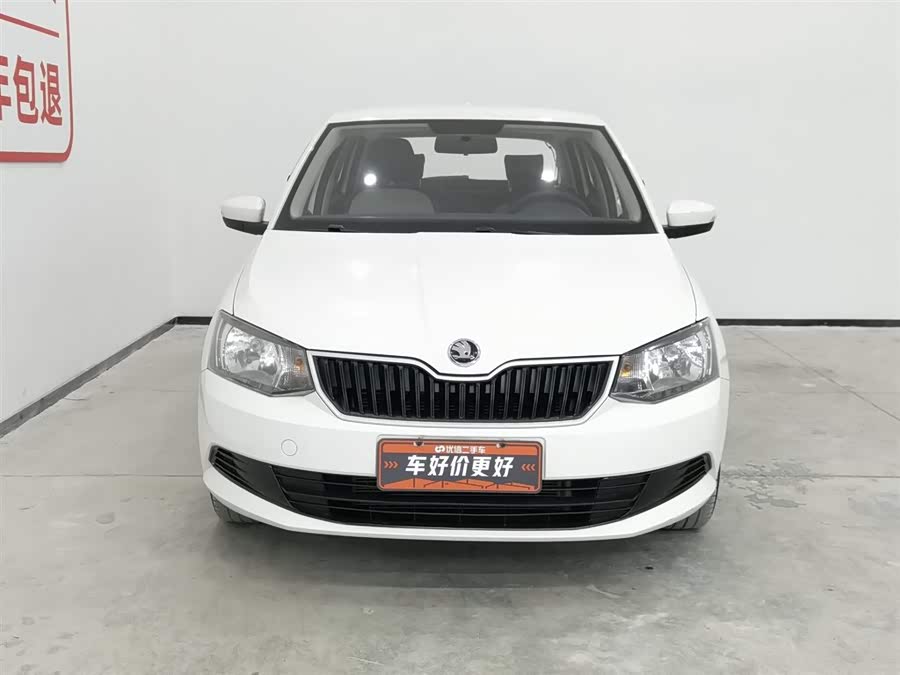 Skoda Fabia 2019 car image #4