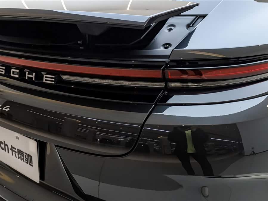 保时捷 Panamera 2024 汽车图片 #4