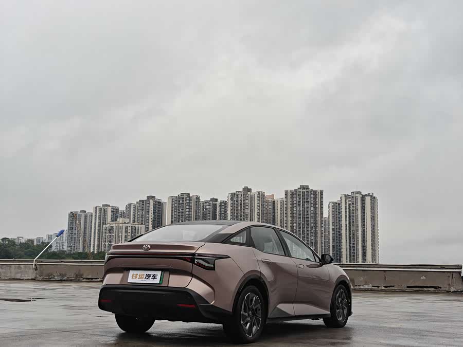 Toyota bZ3 2023 immagine di auto #4