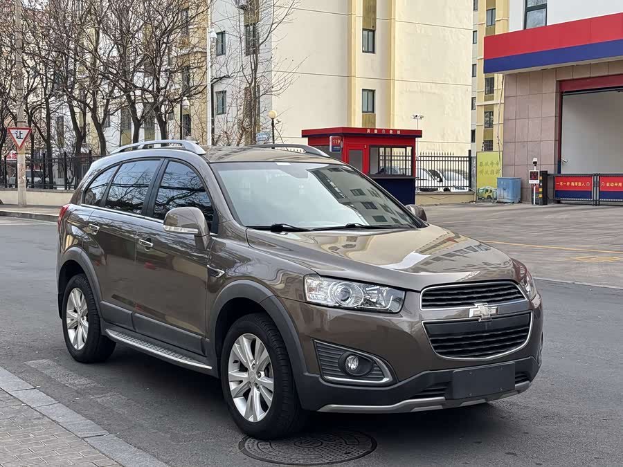 Chevrolet Captiva 2015 car image #4