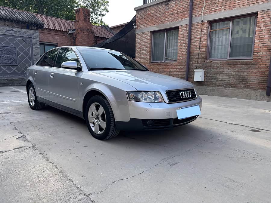 Audi A4 2008 car image #4