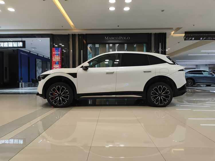 Zeekr 7X 2024 car image #4