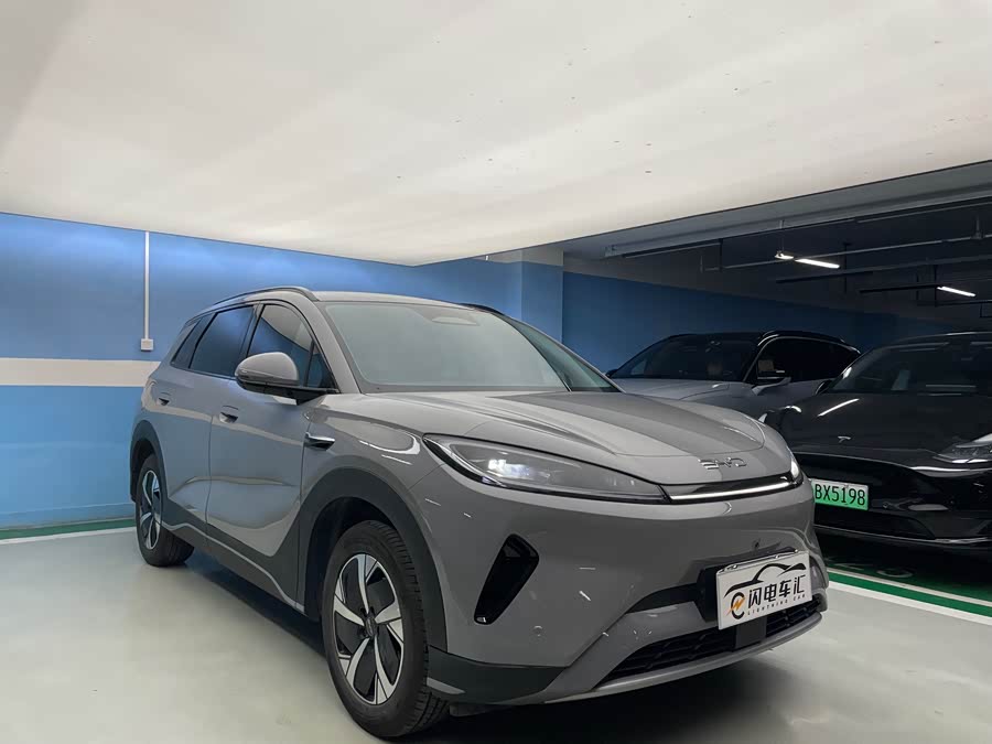 BYD Sea Lion 05 EV 2025 car image #4