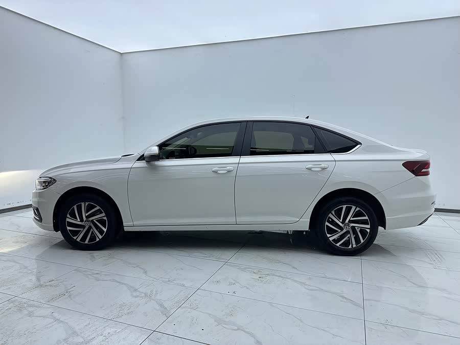 Volkswagen Lavida 2022 car image #4