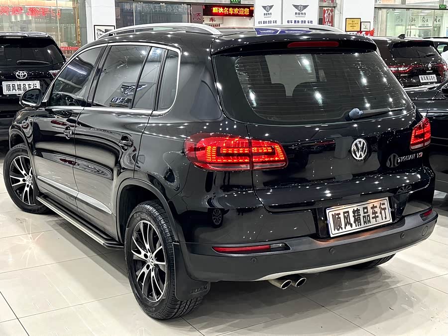 Volkswagen Tiguan 2014 car image #4
