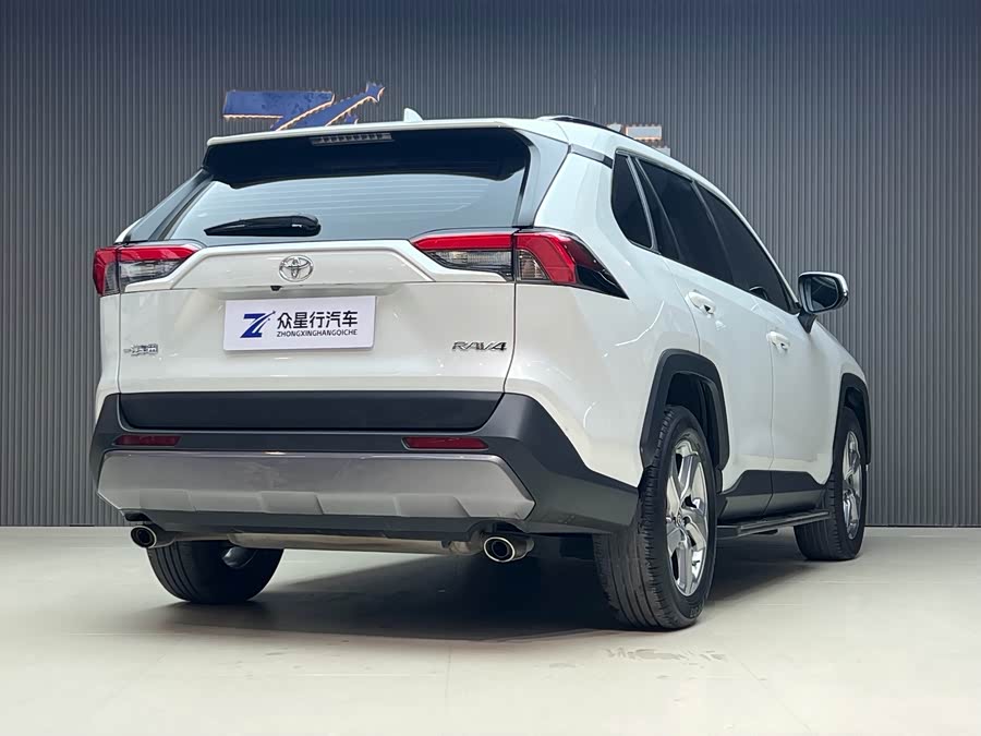 Toyota 2022 car image #4