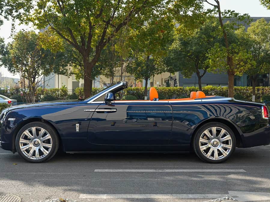 Rolls-Royce Dawn 2017 car image #4