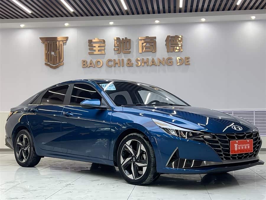 Hyundai Elantra 2022 immagine di auto #4