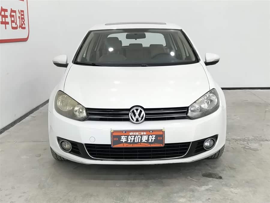 Volkswagen Golf 2011 car image #4
