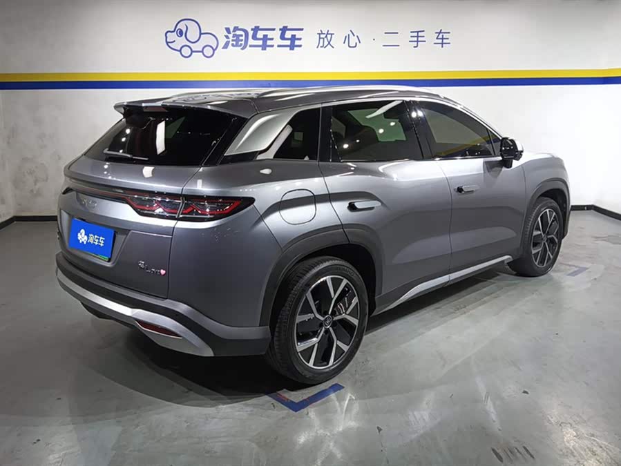 BYD SongL DM-i 2024 car image #4