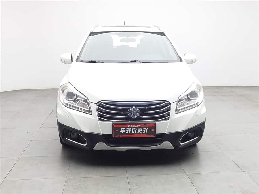 Suzuki S-Cross 2015 صورة سيارة #4