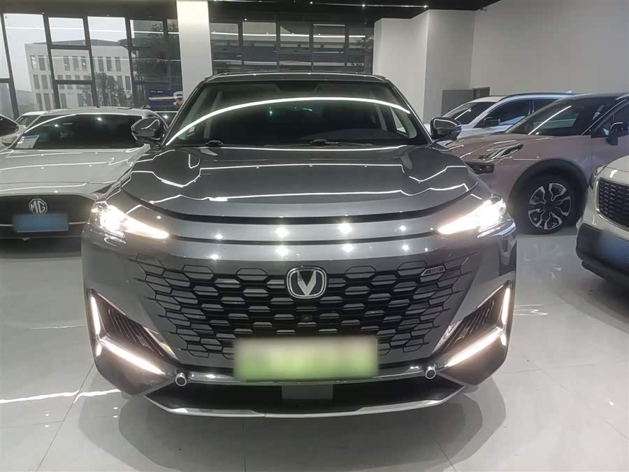 Changan UNI-K iDD 2023 car image #4