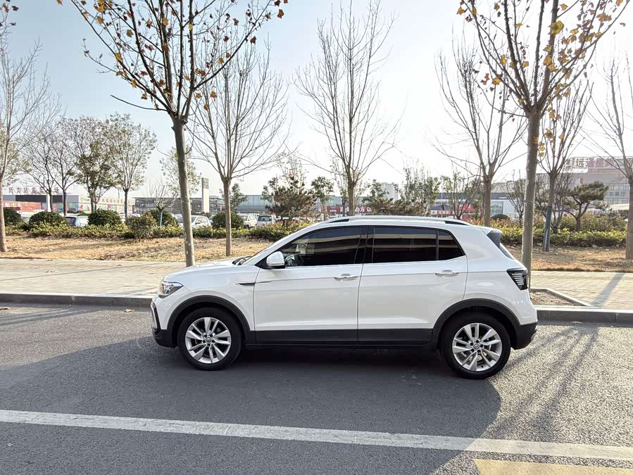 Volkswagen T-Cross 2020 #4 Volkswagen T-Cross 2020 car image #4
