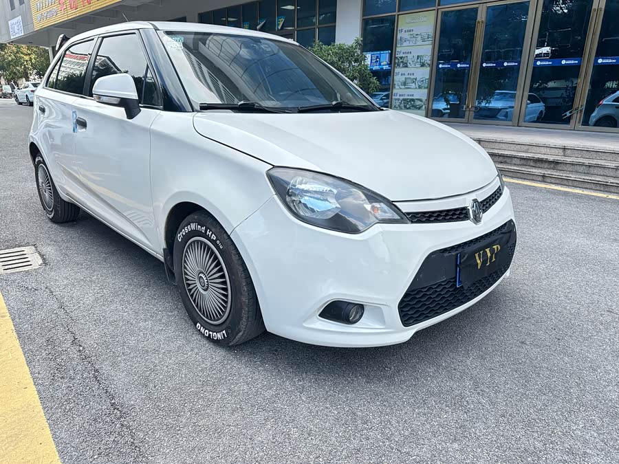 MG 3 2013 car image #4