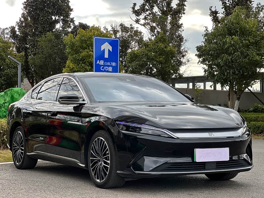BYD Han 2023 car image #4