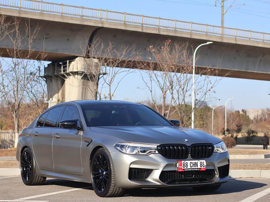 BMW M5 2020 صورة سيارة #4