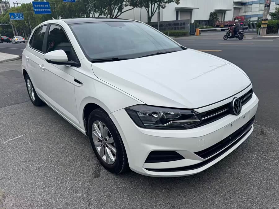 Volkswagen Polo 2020 car image #4
