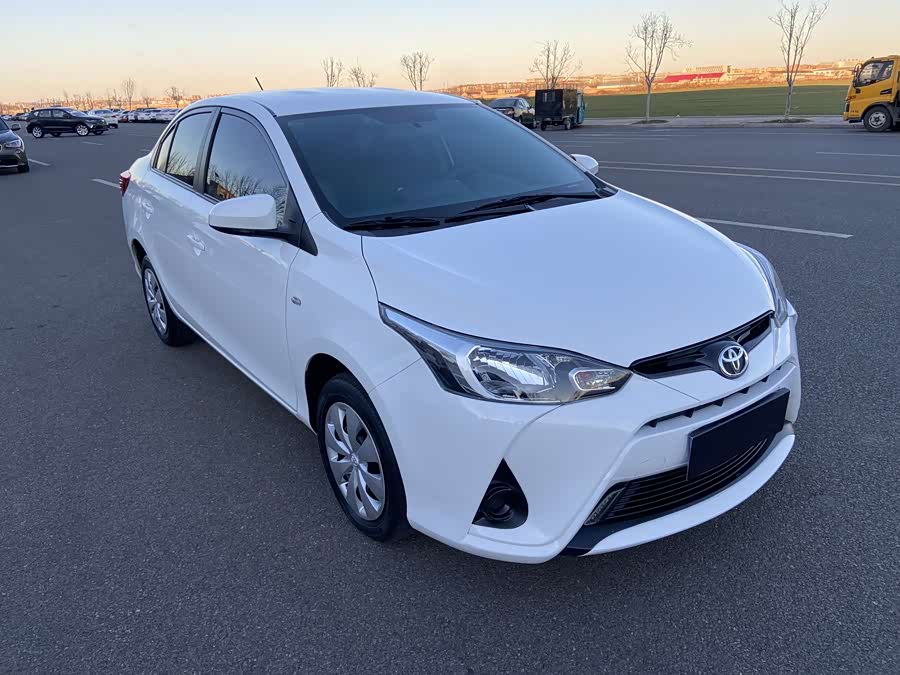 Toyota Yaris L Zhixiang 2018 صورة سيارة #4