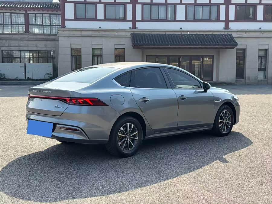BYD Qin Plus 2023 صورة سيارة #4