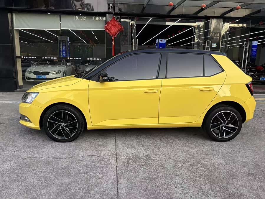 Skoda Fabia 2018 #4 Skoda Fabia 2018 car image #4