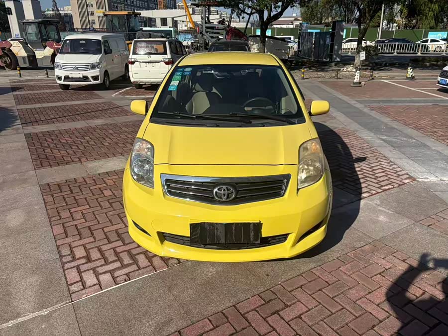 Toyota Yaris 2011 #4 Toyota Yaris 2011 imagen de coche #4