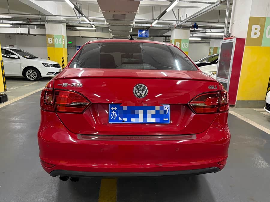 Volkswagen Sagitar 2014 immagine di auto #4