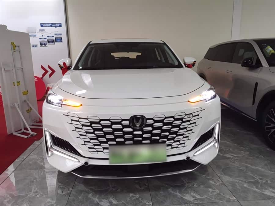 Changan UNI-K iDD 2025 car image #4