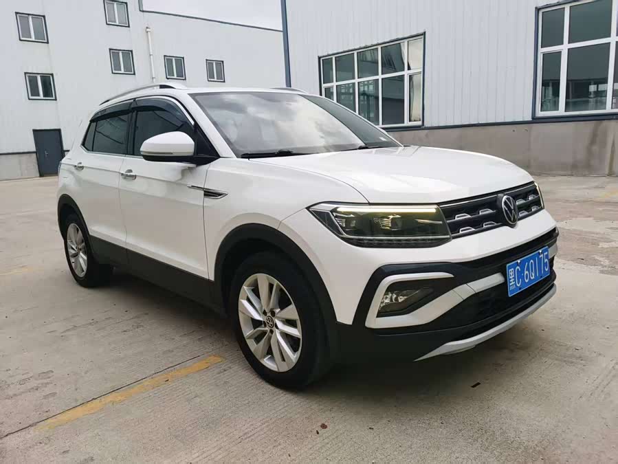 Volkswagen T-Cross 2021 #4 Volkswagen T-Cross 2021 car image #4